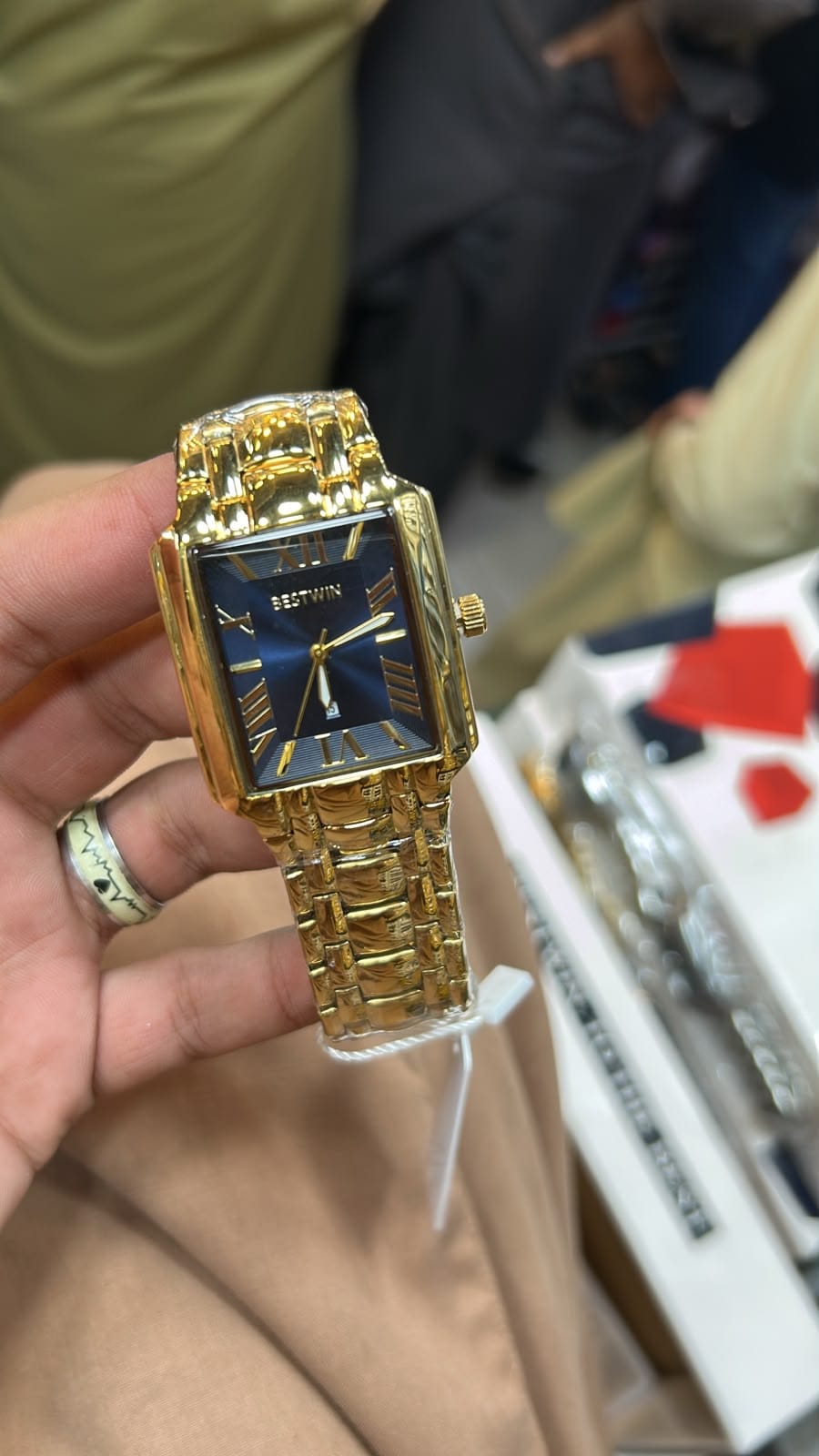π The Sovereign Square: Bestwin Luxury Gold Timepiece